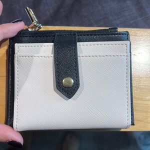 Small card wallet
